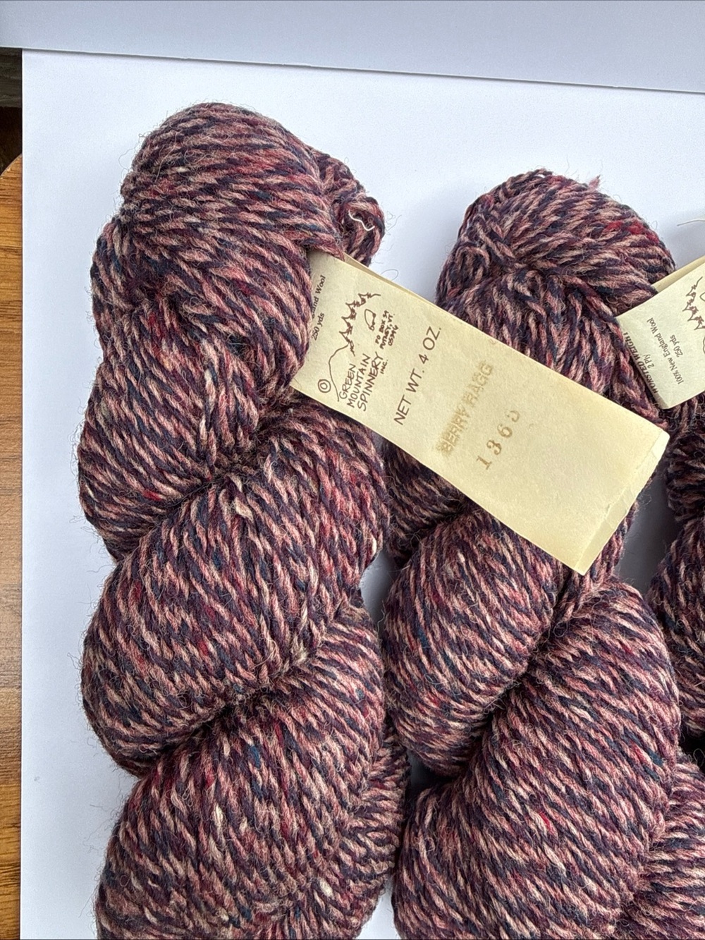 Green Mountain Spinnery yarn lot /10 skeins  Color Berry Ragg Worsted 100% wool